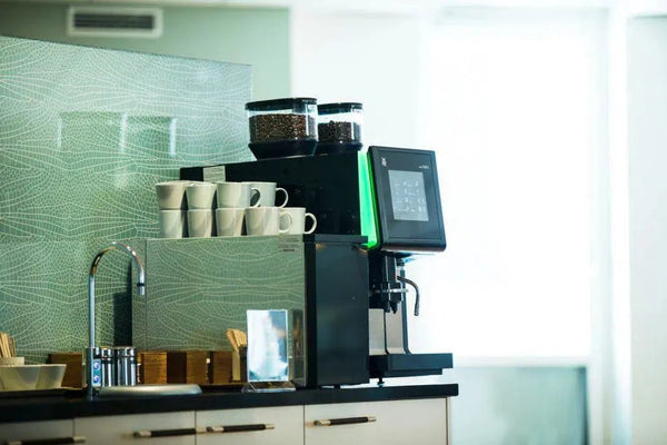 Kommersiel automatisk kaffe- og espressomaskine - Barista og Espresso
