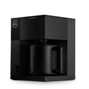 Sort kaffemaskine med moderne design til præcision, del af Kaffemaskiner, EspressoGear, Fellow, Seneste nyt, alt om kaffe.