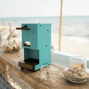 Aroma E.GO – Bærbar italiensk espressomaskine til pods - Barista og Espresso