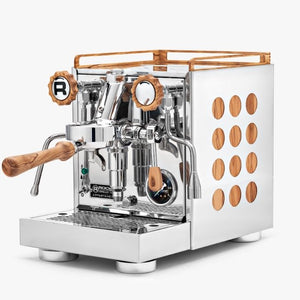 Custom sidopaneler för Rocket Appartamento-Custom trä-Wiedemann Manufuktur-Olive-Barista och Espresso